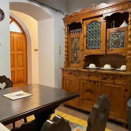 Oereghaz 1839 Gæstehus